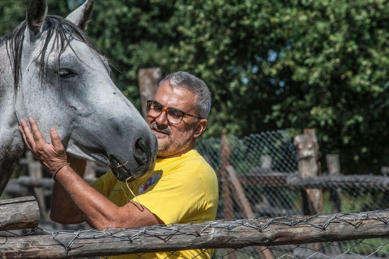 Piccolo Casale A "Le Moline" In Una Vera Fattoria Vetralla Kültér fotó
